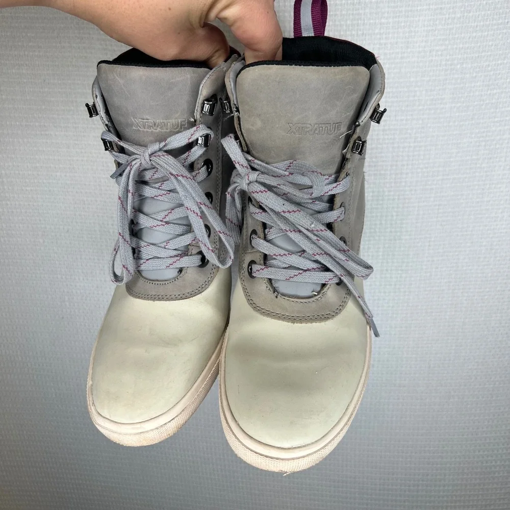 XTRATUF Salmon Sisters Leather Ankle Deck Boots Grey Cream LALW-104 Womens 7